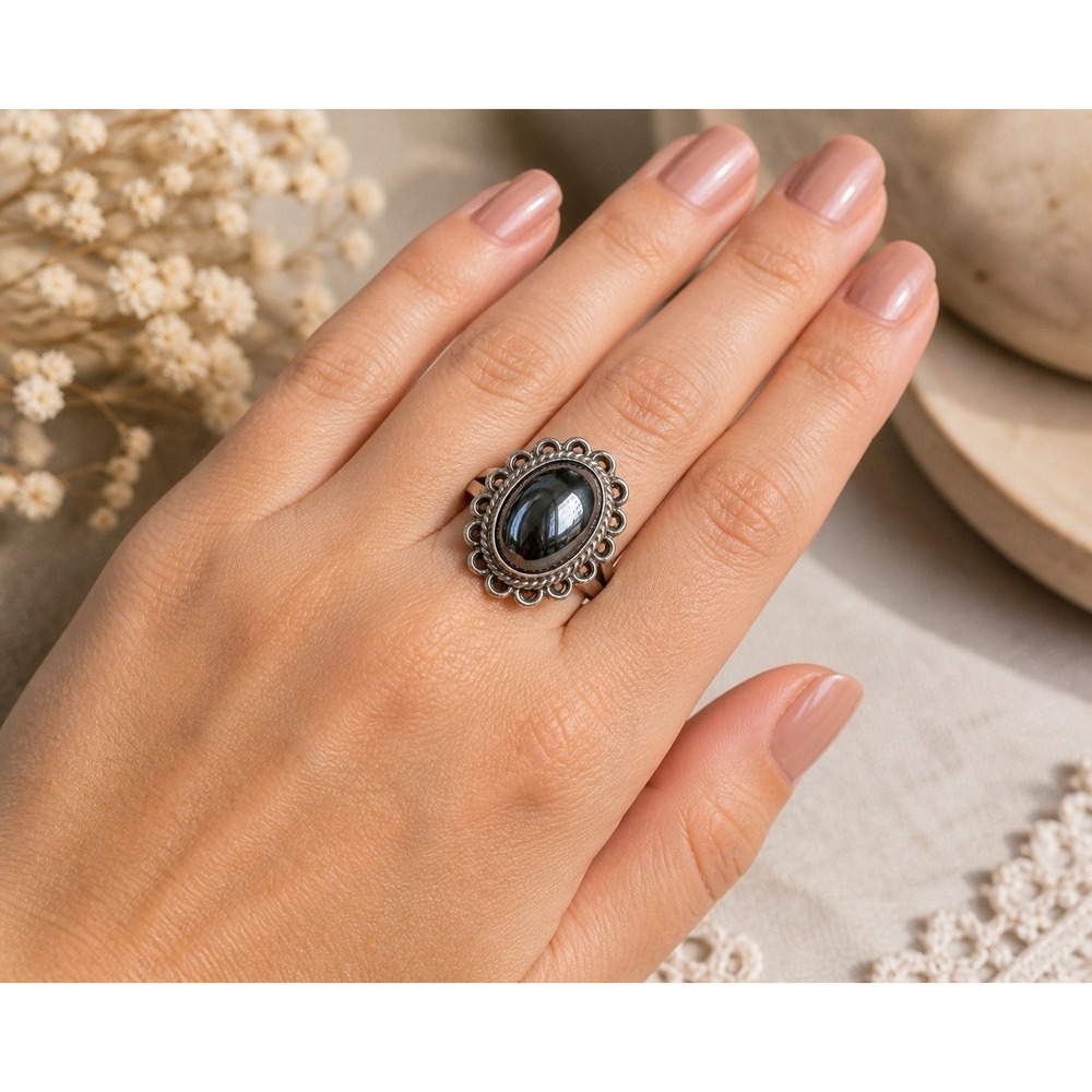 Vintage 925 Sterling Silver Hematite Ring Mexico Size 5.75 Oval Bezel Statement
